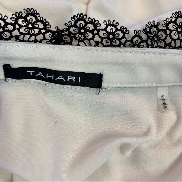 TAHARI Andie black ivory knit bell sleeve lace neckline blouse Sz S NWT - Picture 12 of 16